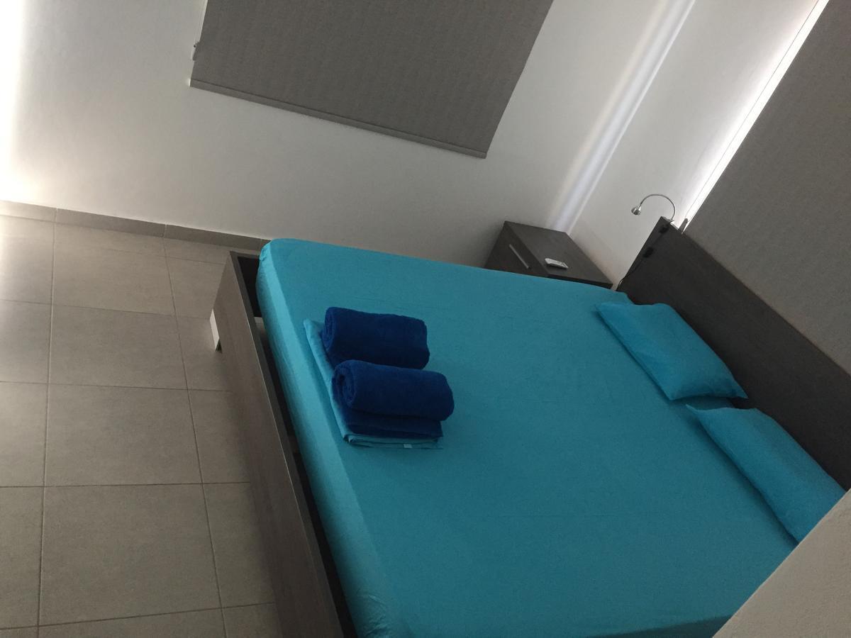 Papados Court Apartment